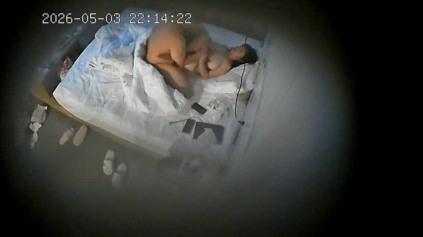 上帝视角5-3：F杯极品爆乳少妇欲火焚身，中年夫妻狂操却憾失奶炮高潮！ 配图2