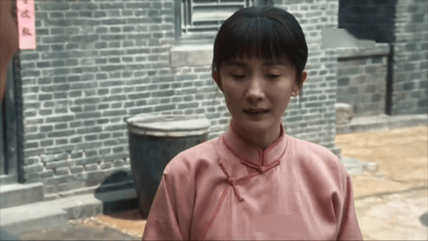 【AI脱衣】魔改电视剧《生万物》杨幂秦海璐 配图4