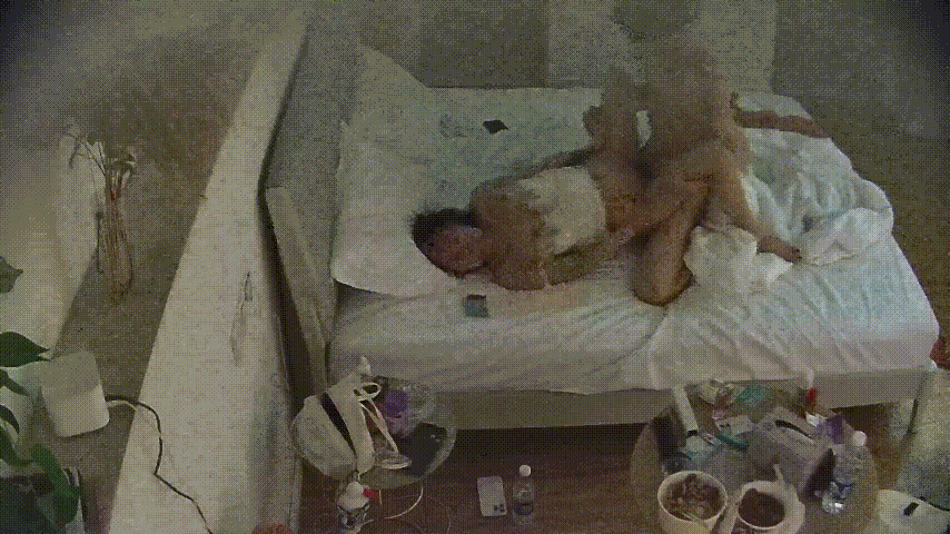 公寓酒店激情7-10！猛男操逼超带劲 美女浪叫配合高潮 一小时连干两炮 干完还穿刚买的新内裤诱惑男人看 - 老宋论坛-老宋论坛