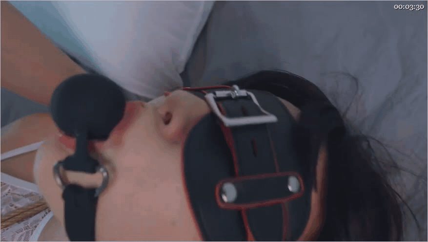 ✨✨✨【SM调教】【悠米】自缚翻车的人妻_丝里丝_口塞_ZDB强制gc_不停拉股绳 - 老宋论坛-老宋论坛