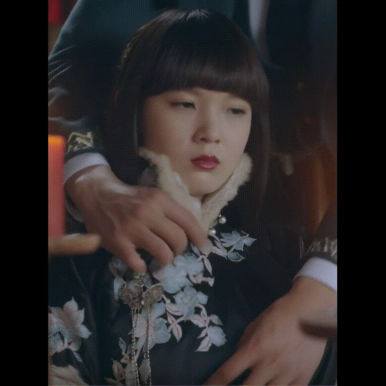 【AI脱衣】陈瑶世上已无张显宗，无人爱我岳绮罗——摸奶篇（配乐版） 配图2