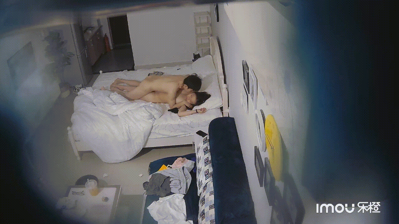【爆款流出】乐橙酒店高清偷拍！绝美巨乳学妹考后放纵，与男友激战两回高潮连连 配图7
