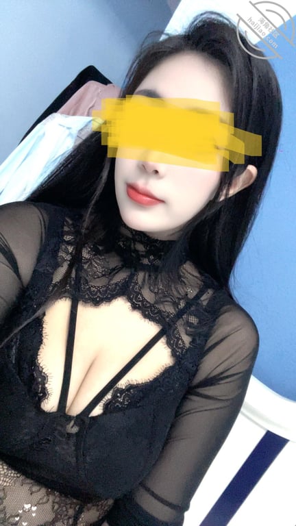 偷情极品美妇,中途给她老公打电话,差点被发现了,初入后门,极品乳摇 - 老宋论坛-老宋论坛