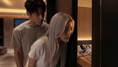 【AI真人小剧场】《保姆调教中》第3集❤️极品母女当保姆 身材火辣、温柔体贴的妈妈！-老宋论坛