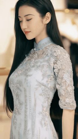 【AI脱衣】白冰 景甜 李一桐骚货女明星们外表光鲜亮丽 实际都是金主爸爸们的贱狗 配图3