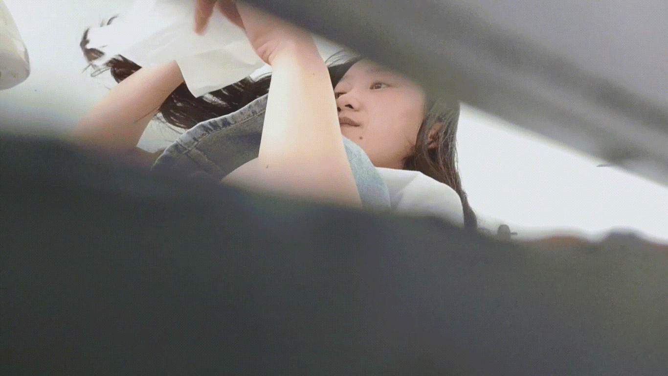 大神潜入单位女厕全景偷拍多位美女职员的各种极品鲍鱼 配图7