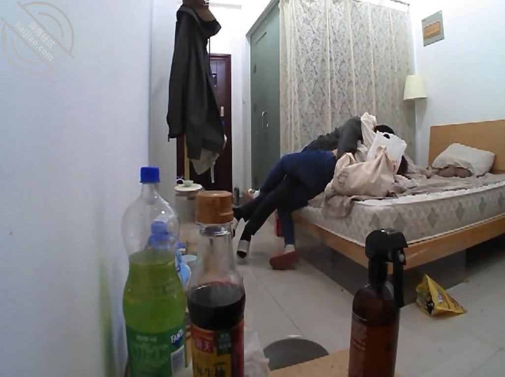 【真实视频】不带滤镜的给你们看看和我妹乱伦生活的日常，身临其境的真实 - 老宋论坛-老宋论坛
