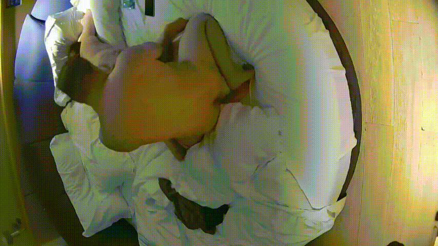 极品微胖美妻丰乳肥臀爆棚！男人带她直奔情趣房，激情肉戏全程高能，爽到精尽人亡！ 配图3