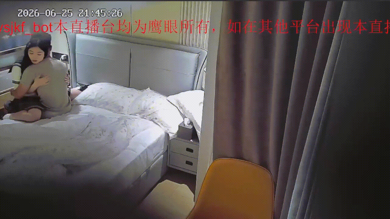 重磅流出！酒店偷拍马尾辫黑丝制服学生妹被猛干到高潮失控 配图1
