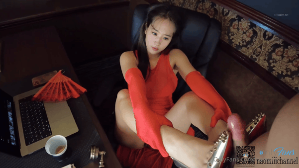 【AI明星换脸】刘亦菲红色旗袍-陷入情欲 配图4