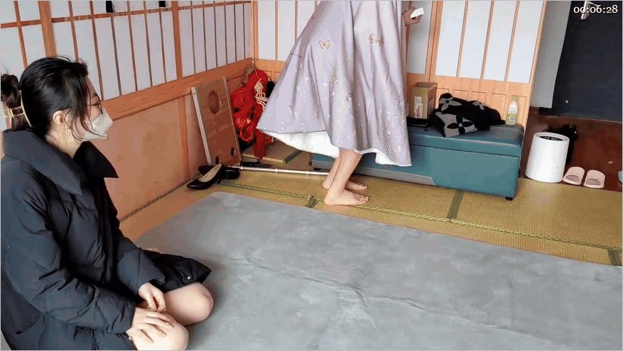 ㊙【SM调教】【绳艺捆绑】国内绳艺天花板一字马舞蹈功底非常强捆绑剧情片紧缚放置挣 配图2