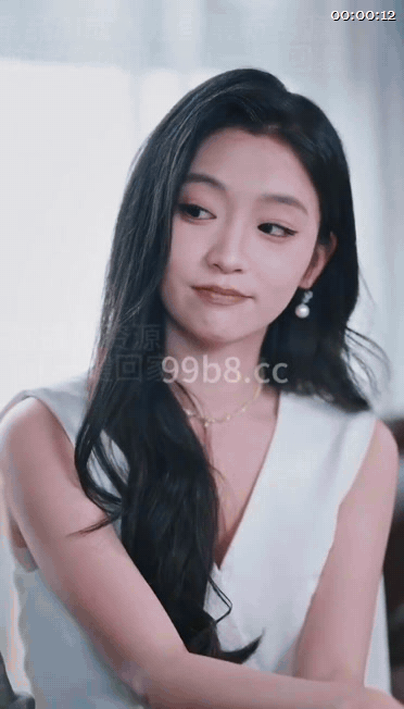 【AI短剧】《葡萄成熟时》EP8-14集，亲眼看到自己男友和别的女人开放...捏 配图2