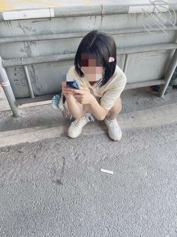 (原创）19和妹妹在车里偷情，中途我妈打电话找我们，吓了一身冷汗-老宋论坛