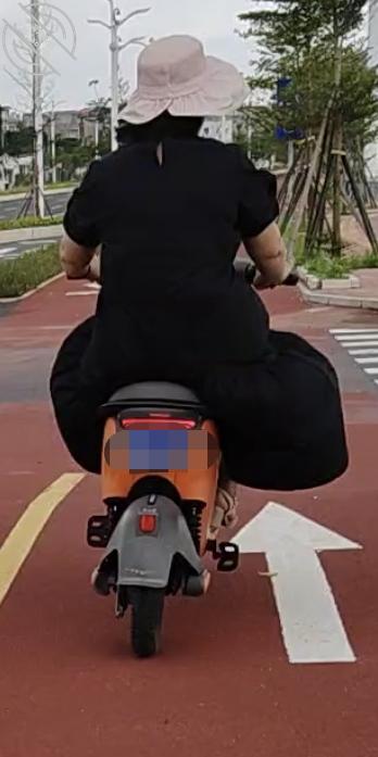(原创视频)：干妈生日那晚喝多，酒后穿上情趣服被我后入内射 - 老宋论坛-老宋论坛
