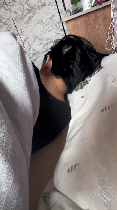 记录（19）经过几次尝试再次成功拍到进入我妈身体内射的视频 - 老宋论坛-老宋论坛