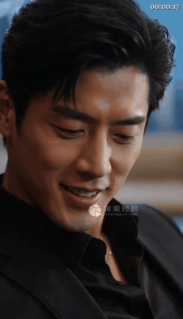 ✨【AI短剧】《女总裁的秘密开关》EP1-10集原版，S与M的危险游戏，新人入职报到，却是昨晚跪在自己脚边的女人（10V）-老宋论坛