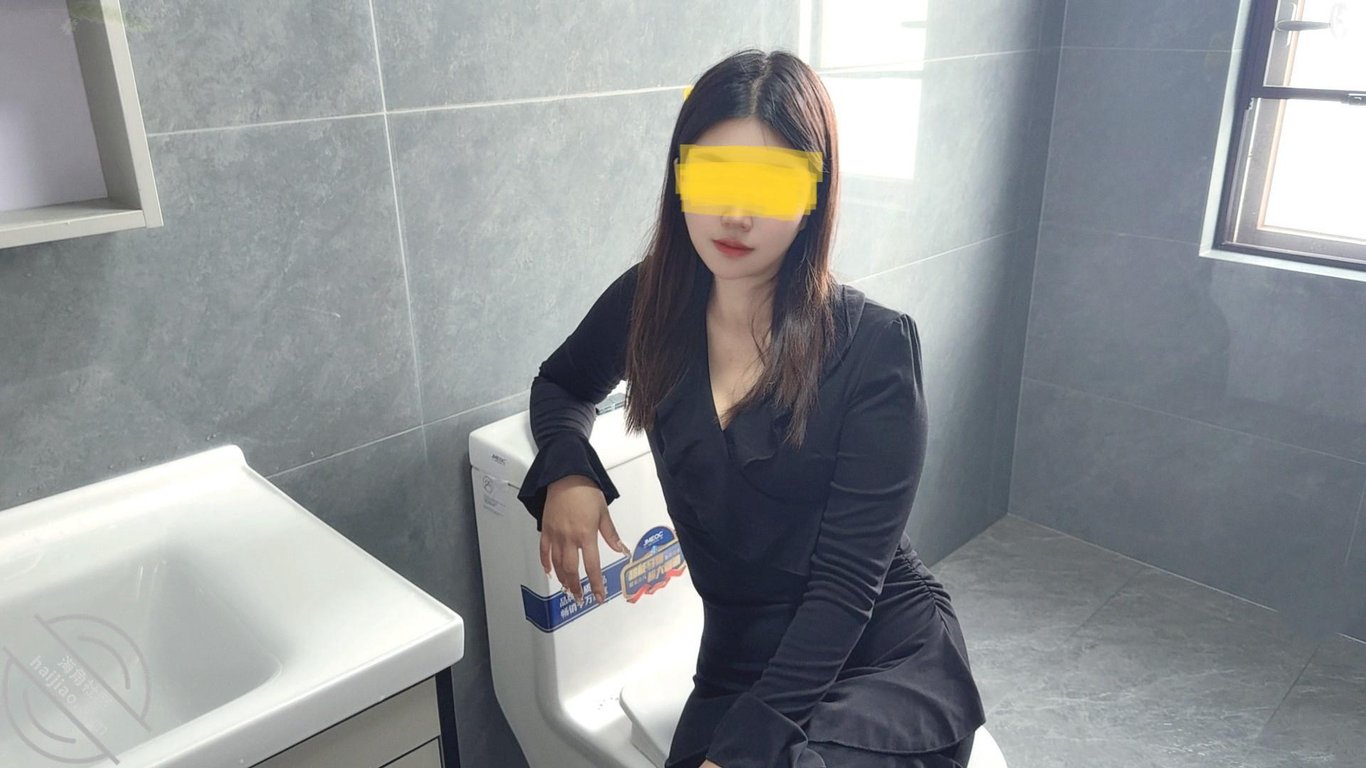 正义原创:3p换妻,老婆被玩坏了,猛男太狠了怒草50分钟,最后哭着求饶~ - 老宋论坛-老宋论坛