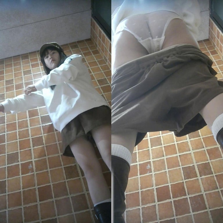 【独家重磅】美食城女厕偷拍流出！多位美女尿尿拉屎全记录，刮毛骚逼喷屎菊花一张一缩 配图7