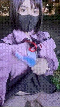 漂亮萝莉伪娘优希 人妖母狗优希户外路边厕所露出紫薇 隔壁隔间有人上厕所优希却在疯 配图5