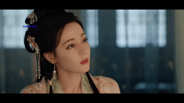 【AI推演】魔改电视剧《白日提灯》迪丽热巴饰演贺思慕妖娆鬼王身材在幽暗灵殿被压在 配图9