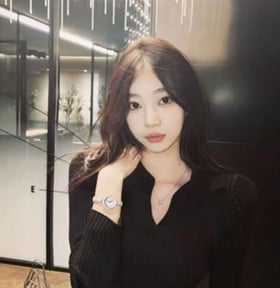 【某某门事件】第583弹 吉林长春巨乳母狗赵艳性爱自拍流出 精神小妹和男友酒店激 配图10