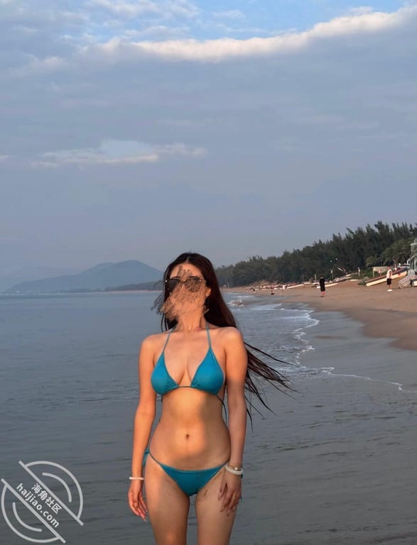 （原创）三亚高端KTV陪玩，巨乳大长腿直接沙发上干到内射！-老宋论坛