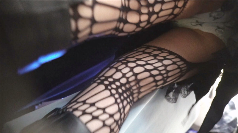 （空城原创）动物园跟踪抄底！黑裙吊带网袜情趣小姐姐卡通N反差诱惑 配图2