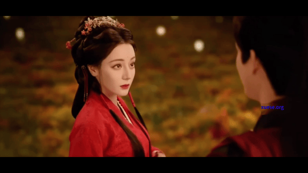 【AI推演】魔改电视剧《白日提灯》迪丽热巴饰演贺思慕妖娆鬼王身材在幽暗灵殿被压在 配图10