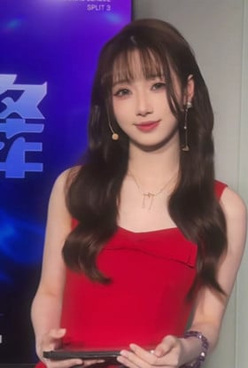 吃瓜知名解说天舒 酒后不雅直播疑云 呻吟火辣娇喘不断对白引爆全网 搭档阿芙辟谣切 配图2