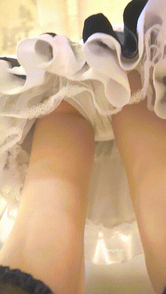 诱人女仆逛街突发失禁蕾丝小内裤尿湿透前后高清湿身特写 配图12