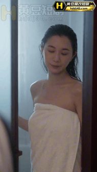 【AI短剧】《母子同欢》EP1-2集，舞蹈女神妈妈，腰肢柔软开腿能到极限。儿子偷 配图7