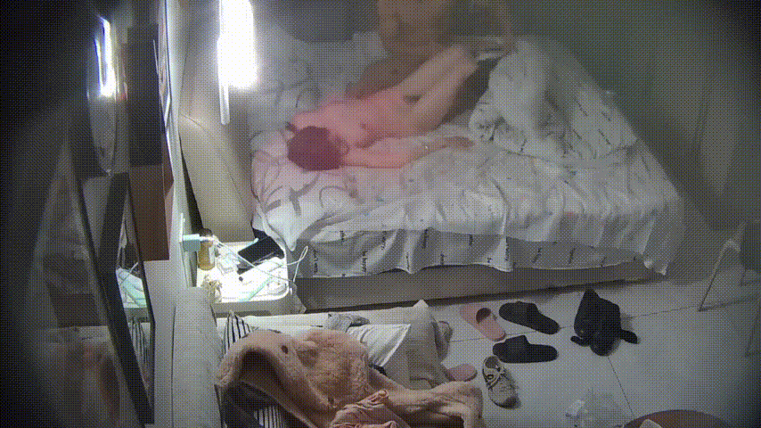 大学城1-11：饥渴男女进门秒开干！男人嗑药猛操一小时，女方淫水狂喷鸡巴亮到爆爽翻天 - 老宋论坛-老宋论坛