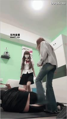 ㊙️【SM调教】【唯一】教训猥亵女儿的老师/开发05表妹皮鞋黑袜羞辱家奴/两个小太妹欺负同学 3V-老宋论坛