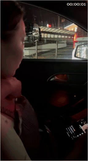 【S级泄密】日本高颜值媳妇不雅视频流出，屁股好大，还有奶水，口活是真的好，中文说 配图15