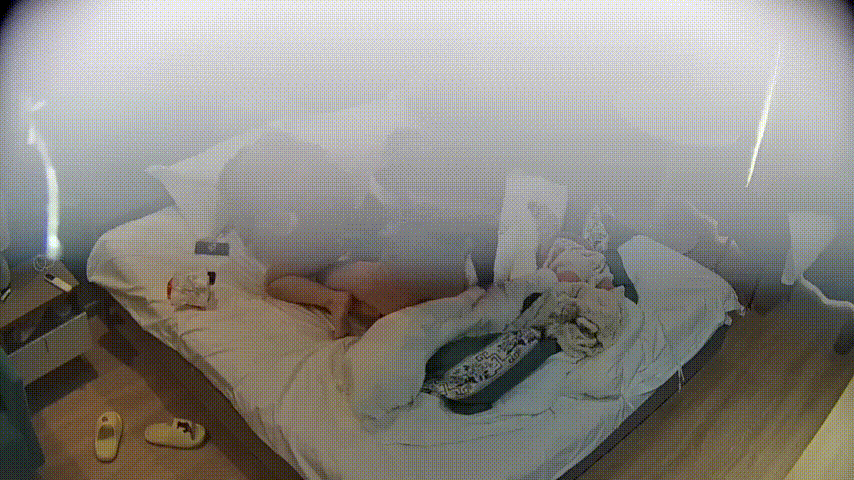 公寓酒店1-6：清纯邻家佳人沦落为妓！一天接两位嫖客，翘起圆润美臀任后入狂插猛干 配图4