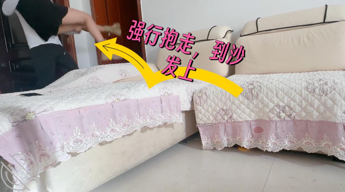 34.续！家里那么多人，我还是把精液射进了小兰身体里！ 配图2