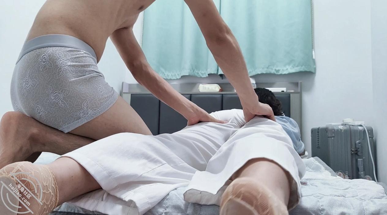 【原创视频】45岁熟女逼还是粉嫩的，怕怀孕叫我不要内射，我偏要内射 配图10