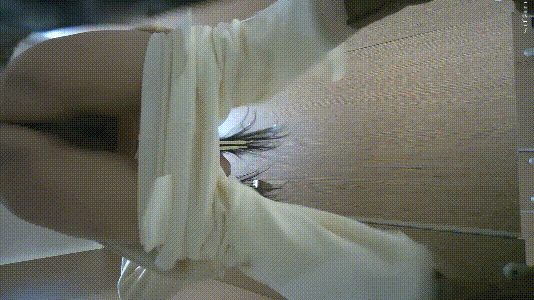 商场女厕全景偷拍多位美女各种极品小黑鲍完美展示 配图10