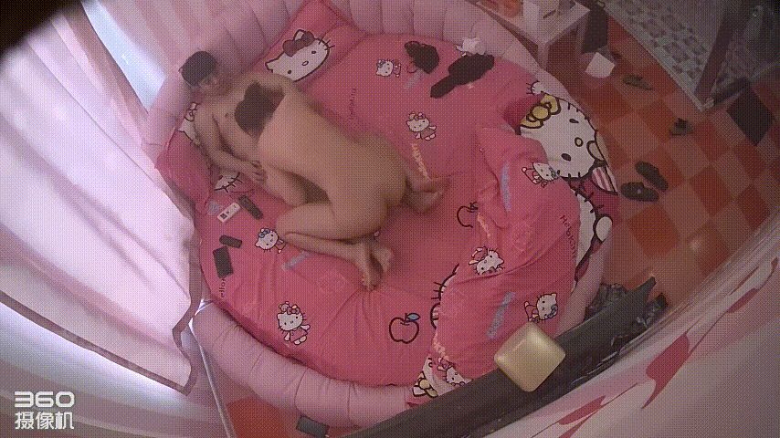 酒店偷拍 情侣连住三天 本以为男人只是单纯爱舔逼 结果是屌很废嘛 不过女人全程配 配图2
