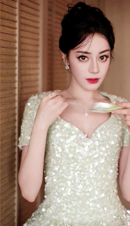 【AI脱衣】❤️迪丽热巴 田曦薇 赵今麦等明星❤️明星一脱成名系列 第26弹！ - 老宋论坛-老宋论坛