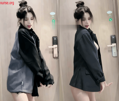 【AI脱衣】网红美女脱衣系列奥特丽虎牙小美女（第四弹）氺 配图5