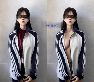 【AI脱衣】网红美女脱衣系列娜娜子~想知道我衣服里面是什么吗？愃氺 配图5