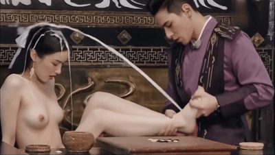 【AI脱衣】魔改综艺《奔跑吧》众星无套喷水高潮狂欢 足交口交户外古装子宫插入激情 配图3