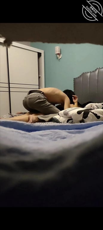 想舔妈妈的骚逼 妈妈却不让我舔 - 老宋论坛-老宋论坛