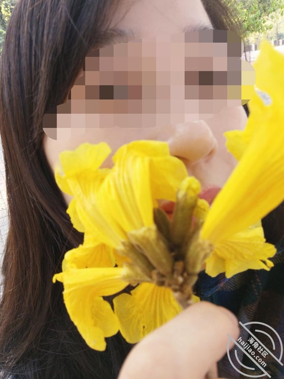 （76）【原创】放个福利🧧🧧，老姐来月经了，车上擦逼给我看。 - 老宋论坛-老宋论坛
