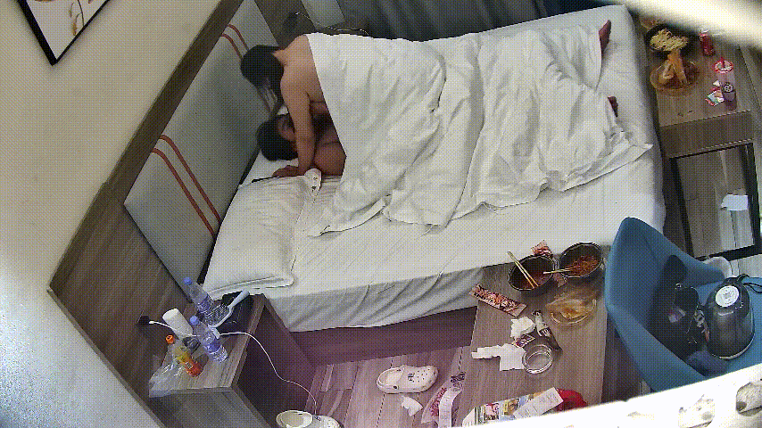 酒店激情！微胖爆乳人妻被咸湿佬猛操，胸推极品享受，男人欲罢不能！ 配图2