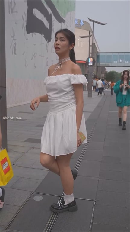 ❣️爆款推荐❣️【步行街极品猎艳】金发洋妞骚丁字裤直勾勾勾引，龟奴狂喜骑洋马！大长腿黑内裤骚到爆，4K高清激战 - 老宋论坛-老宋论坛