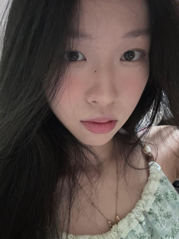 ✨【S级泄密】超高颜值露脸极品清纯女大，肤若凝脂，皮肤白嫩，反差感爆棚，不可多得的极品颜值身材，不雅视频流出（5P+13V）愃 - 老宋论坛-老宋论坛
