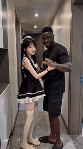 【AI自制小短剧】《牛头人下》在黑人尼哥大屌洗礼之下，女友怀孕还被大黑屌狂操！ 配图8