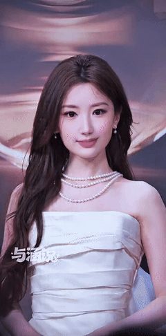 【AI脱衣】毛晓彤 王楚然等戏子的无奈，出席活动现场被资方大佬现场潜规则！ 配图2